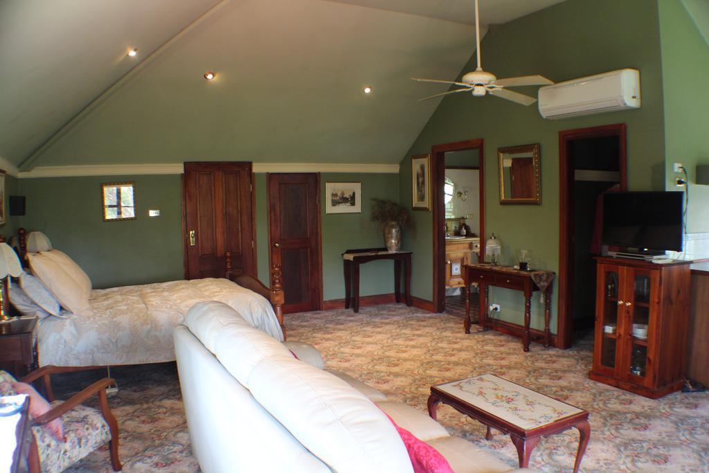 Storey Grange Springwood Kamer foto